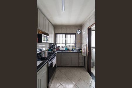 Sala e Cozinha de casa à venda com 2 quartos, 537m² em Vila Ré, São Paulo