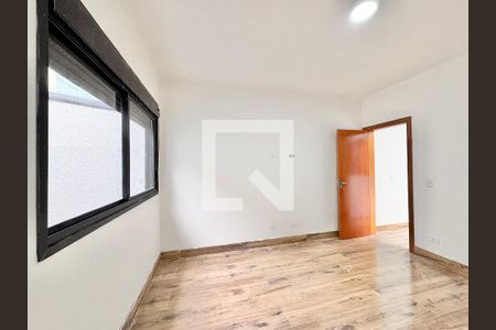 Suíte  de casa à venda com 3 quartos, 140m² em Vila Bonilha, São Paulo