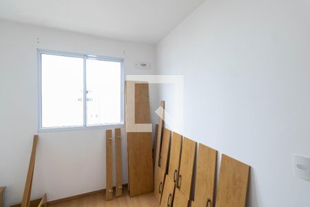 Quarto 1 de apartamento para alugar com 2 quartos, 45m² em Inhoaíba, Rio de Janeiro