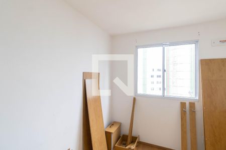 Quarto 1 de apartamento para alugar com 2 quartos, 45m² em Inhoaíba, Rio de Janeiro