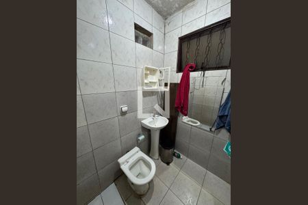 Banheiro anexo 1 de casa à venda com 9 quartos, 150m² em Qe 38, Brasília
