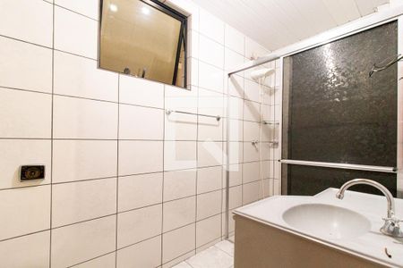 Banheiro Corredor de apartamento à venda com 3 quartos, 97m² em Centro, Curitiba