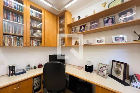 Escritório de casa de condomínio à venda com 4 quartos, 356m² em Parque Residencial Maison Blanche, Valinhos
