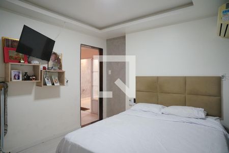 Quarto 1 de casa para alugar com 3 quartos, 360m² em Santa Paula, Maricá