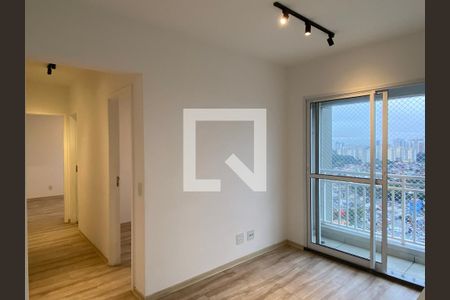 Sala - Cozinha de kitnet/studio para alugar com 2 quartos, 49m² em Jaguaribe, Osasco