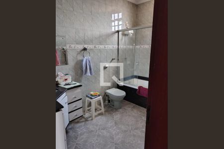 Banheiro de casa à venda com 4 quartos, 1700m² em Jardim Marajoara, Jundiaí