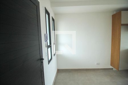 Sala de apartamento para alugar com 2 quartos, 38m² em Vila Canero, São Paulo