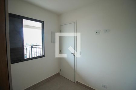 Quarto 2 de apartamento para alugar com 2 quartos, 38m² em Vila Canero, São Paulo