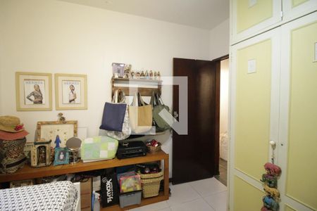 Quarto 2 de casa à venda com 3 quartos, 340m² em Jacarepaguá, Rio de Janeiro
