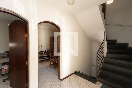 Hall de casa à venda com 7 quartos, 300m² em Jardim Guapira, São Paulo