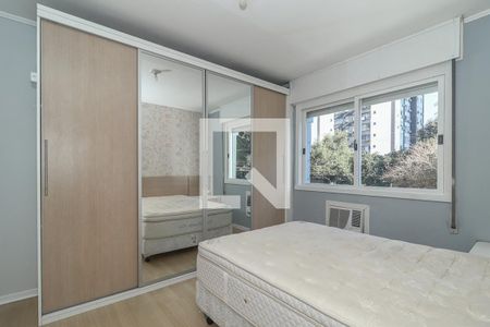 Quarto de apartamento à venda com 2 quartos, 70m² em Boa Vista, Porto Alegre