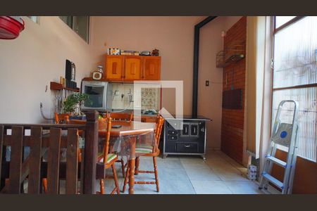 Piso inferior área gourmet  de casa à venda com 4 quartos, 207m² em Costa E Silva, Porto Alegre