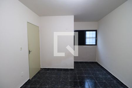 Quarto 1 de apartamento para alugar com 2 quartos, 70m² em Vila Tiberio, Ribeirão Preto