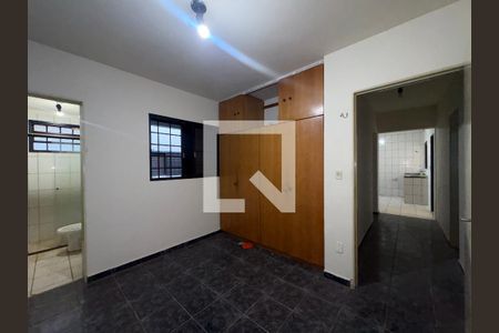 Quarto 2 de apartamento para alugar com 2 quartos, 70m² em Vila Tiberio, Ribeirão Preto