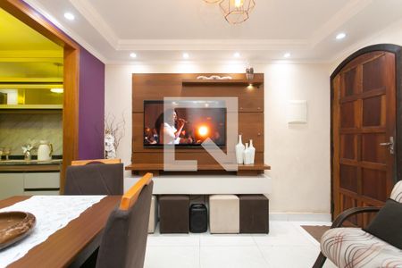 Sala  de apartamento para alugar com 2 quartos, 51m² em Conjunto Habitacional Barro Branco Ii, São Paulo