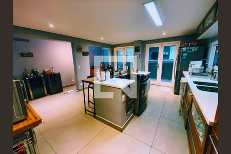 Cozinha de casa à venda com 4 quartos, 258m² em Lapa, São Paulo