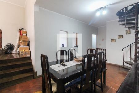 Sala de casa à venda com 4 quartos, 365m² em Cidade Líder, São Paulo