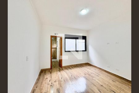 Suíte  de casa à venda com 3 quartos, 140m² em Vila Bonilha, São Paulo