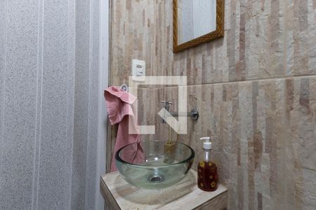 Lavabo de casa à venda com 4 quartos, 70m² em Vila Gustavo, São Paulo