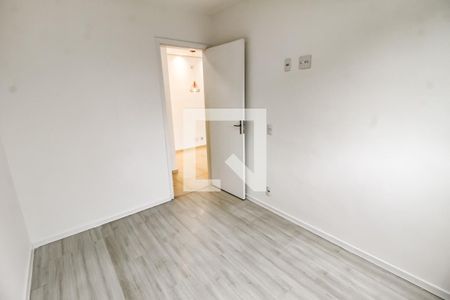 Quarto 1 de apartamento para alugar com 2 quartos, 46m² em Jardim Henriqueta, Taboão da Serra
