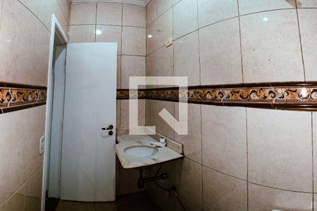 Casa para alugar com 4 quartos, 350m² em Jardim Vitoria Regia (zona Oeste), São Paulo