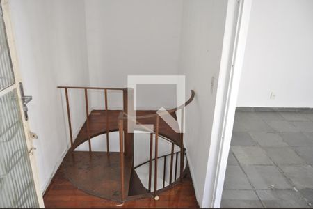 Corredor de apartamento à venda com 2 quartos, 130m² em Engenho Novo, Rio de Janeiro