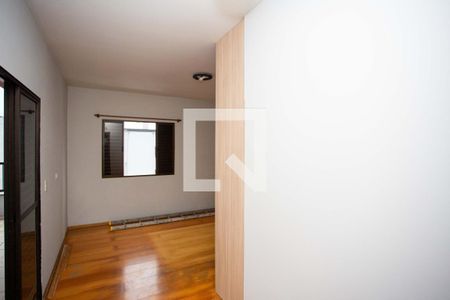 Quarto 1 de casa para alugar com 3 quartos, 170m² em Vila Maria Leonor, Diadema