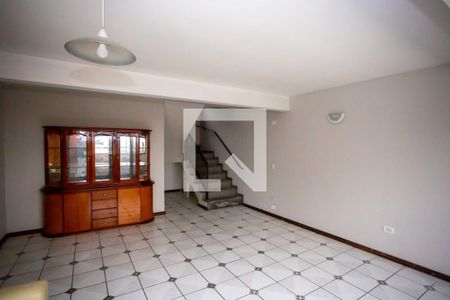 Sala de TV de casa para alugar com 3 quartos, 170m² em Vila Maria Leonor, Diadema