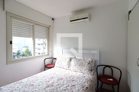 Quarto  de apartamento para alugar com 1 quarto, 40m² em Jardim Lindóia, Porto Alegre