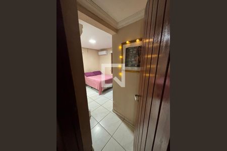 Quarto de apartamento à venda com 2 quartos, 53m² em São João, Porto Alegre
