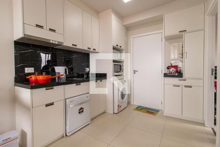 Sala/Cozinha de apartamento à venda com 2 quartos, 68m² em Água Verde, Curitiba