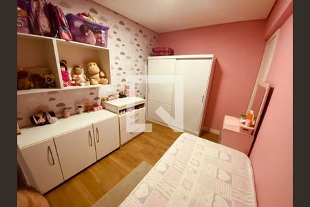 Quarto de apartamento à venda com 3 quartos, 85m² em Jardim Tupanci, Barueri