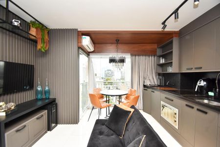 sala de estar de apartamento para alugar com 1 quarto, 36m² em Sumarezinho, São Paulo