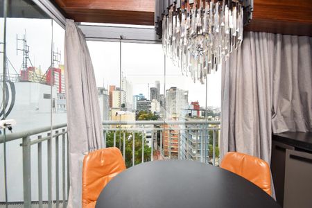 varanda sala de jantar de apartamento para alugar com 1 quarto, 36m² em Sumarezinho, São Paulo