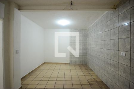 Quarto de casa para alugar com 1 quarto, 35m² em Vila Palmeiras, São Paulo