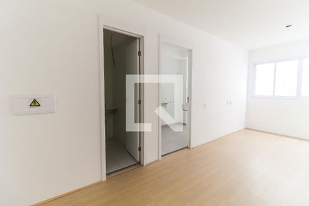 Sala/Quarto de kitnet/studio à venda com 1 quarto, 27m² em Jardim Helena, São Paulo