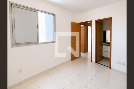 Suíte de apartamento para alugar com 3 quartos, 76m² em Jardim Atlantico, Goiânia