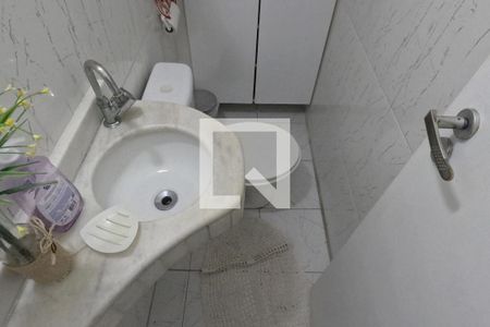 Lavabo de casa para alugar com 3 quartos, 100m² em Macuco, Santos