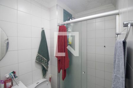 Banheiro  de apartamento à venda com 2 quartos, 50m² em Vila Paiva, São Paulo