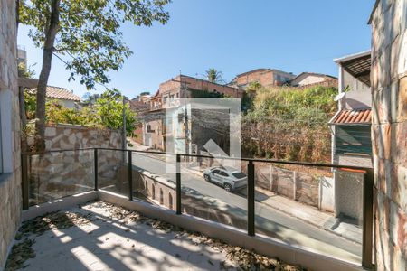Casa à venda com 3 quartos, 167m² em Jaqueline, Belo Horizonte