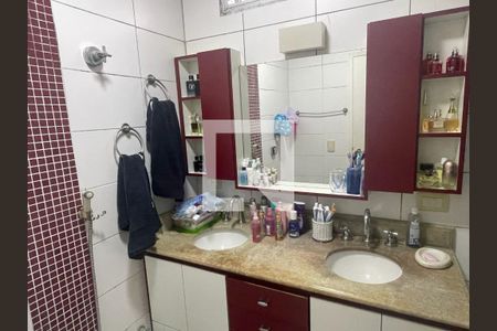 Banheiro de apartamento para alugar com 3 quartos, 140m² em Pinheiros, São Paulo