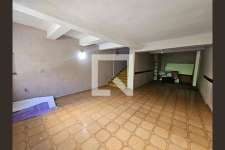 Casa à venda com 3 quartos, 172m² em Jardim Monte Kemel, São Paulo