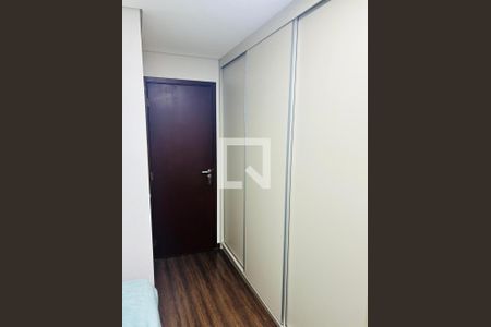 Quarto de apartamento para alugar com 2 quartos, 56m² em Vila Curuçá, Santo André