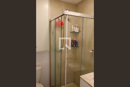 Banheiro de apartamento para alugar com 1 quarto, 44m² em Continental, Osasco