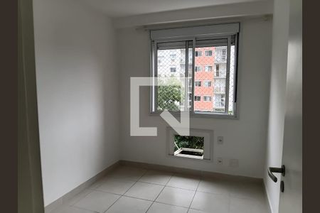 Quarto de apartamento para alugar com 2 quartos, 55m² em Gardênia Azul, Rio de Janeiro