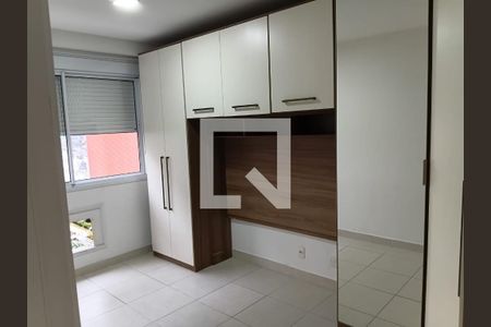 Quarto de apartamento para alugar com 2 quartos, 55m² em Gardênia Azul, Rio de Janeiro