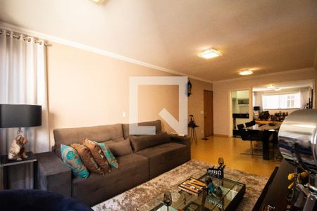 Sala  de apartamento para alugar com 3 quartos, 115m² em Carlos Prates, Belo Horizonte