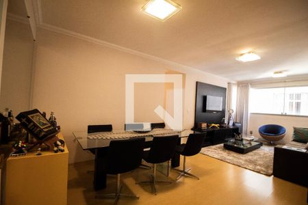 Sala  de apartamento para alugar com 3 quartos, 115m² em Carlos Prates, Belo Horizonte