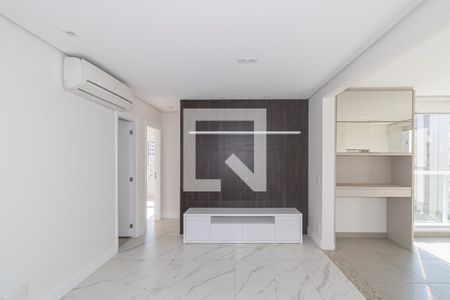 Sala de apartamento para alugar com 2 quartos, 76m² em Indianópolis, São Paulo
