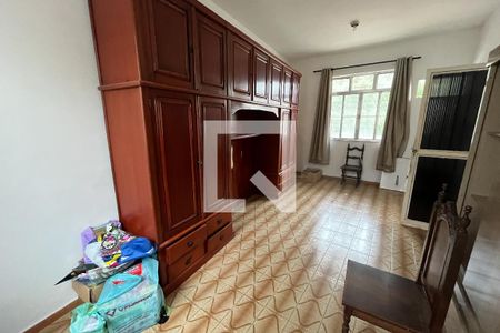 Quarto 1 de casa à venda com 5 quartos, 210m² em Jardim Carioca, Rio de Janeiro